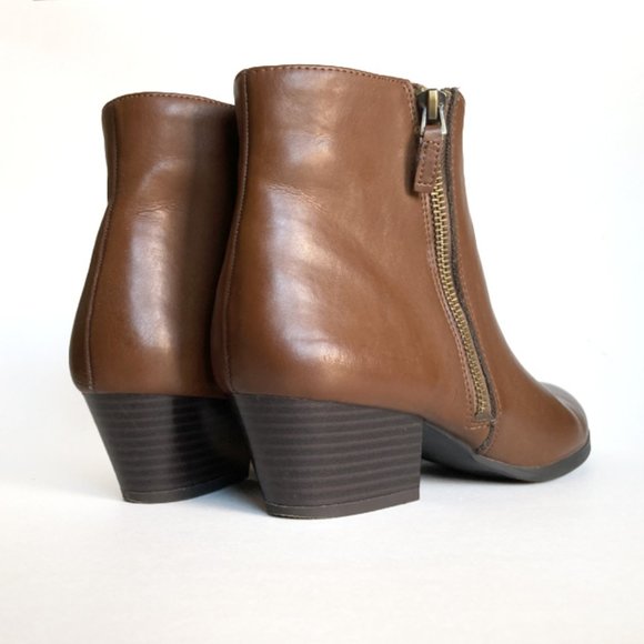 Studio Paolo Faux Leather Brown Zip Up Booties, sz 9.5M - Picture 3 of 11